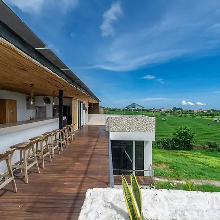 Eco Elegance Villa With Rooftop And Paddy Field View
